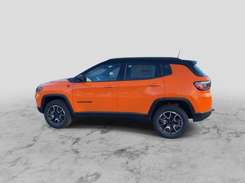 New 2026 Jeep Compass Trailhawk image 5