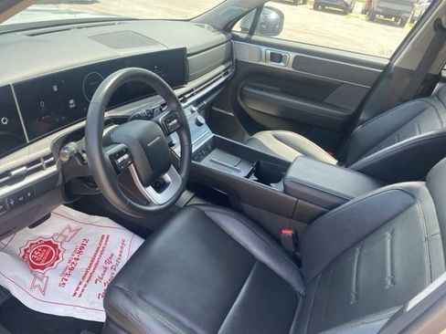 Used 2024 Hyundai Santa Fe Limited image 16