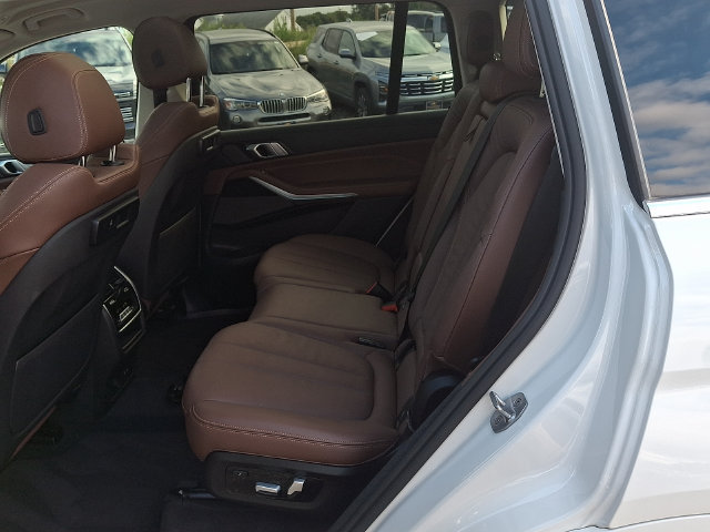 Used 2020 BMW X7 xDrive40i AWD/4WD image 21