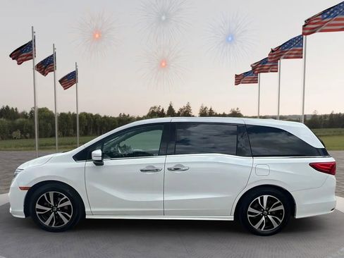 Used 2018 Honda Odyssey Elite image 4