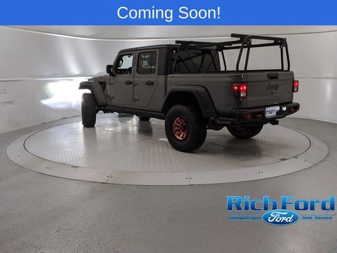 Used 2021 Jeep Gladiator Rubicon w/ Cold Weather Group image 4