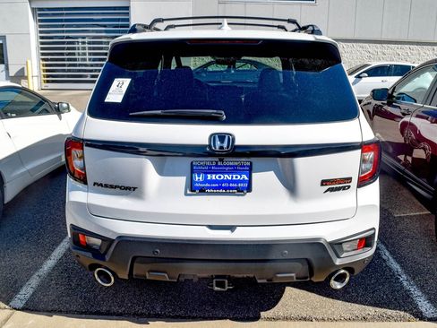 Used 2024 Honda Passport TrailSport image 6