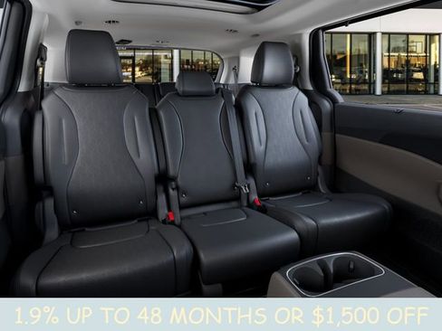 New 2026 Kia Carnival SX FWD image 18