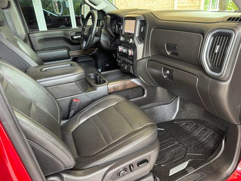 Used 2021 GMC Sierra 2500 Denali w/ Technology Package AWD/4WD image 33