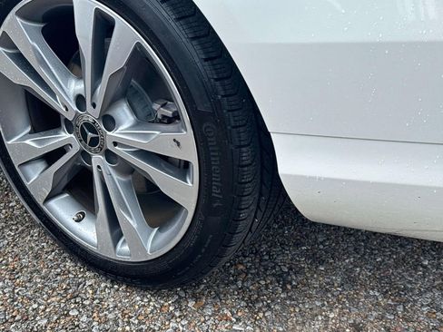 Used 2019 Mercedes-Benz C 300 Sedan image 5