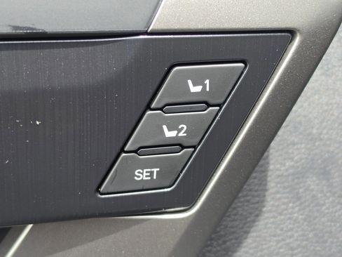 New 2026 Toyota Tundra Platinum AWD/4WD image 14