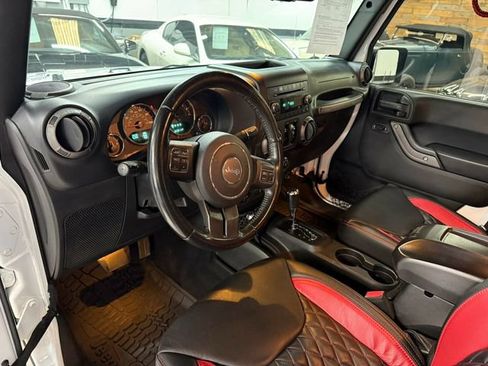 Used 2018 Jeep Wrangler Unlimited Sport S AWD/4WD image 11