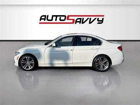 Used 2018 BMW 330i xDrive Sedan w/ Convenience Package image 4
