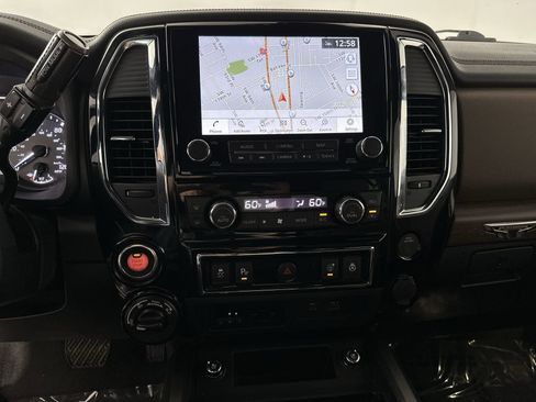 Certified 2021 Nissan Titan Platinum Reserve w/ Moonroof Package image 25