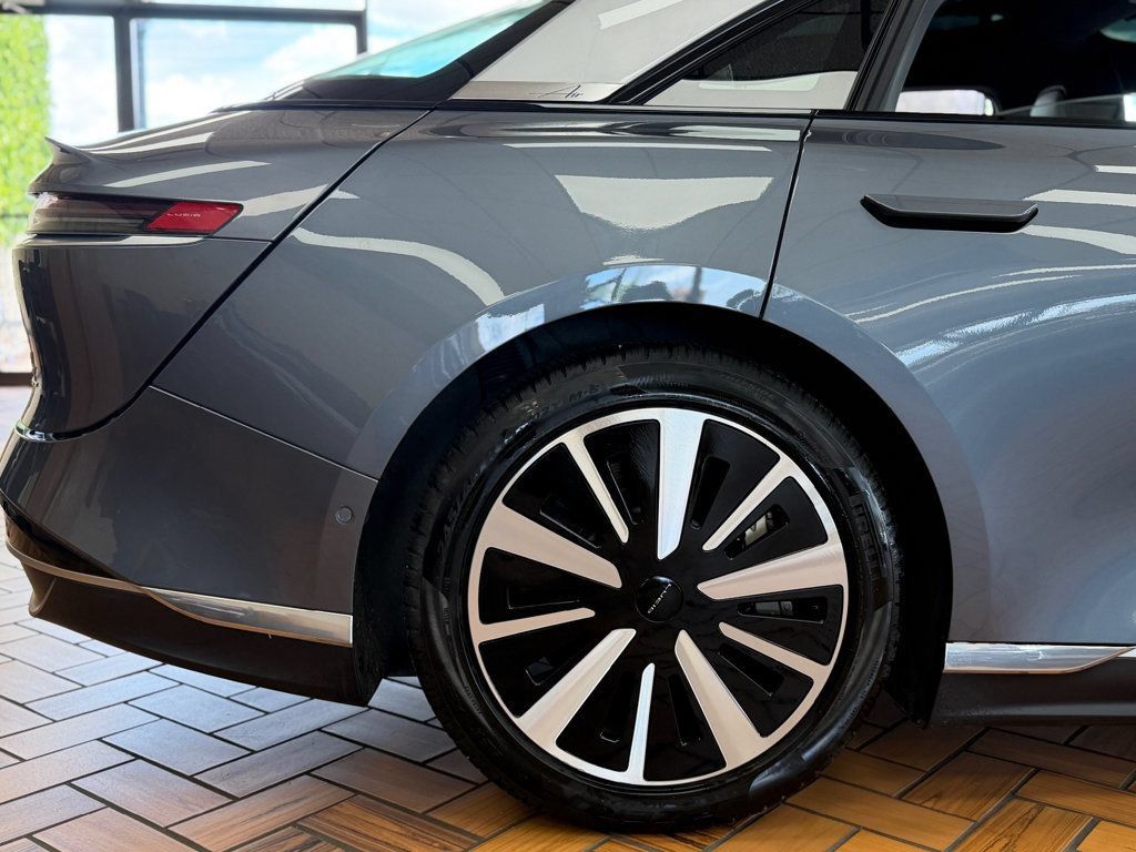 Used 2025 Lucid Air Touring AWD/4WD image 12