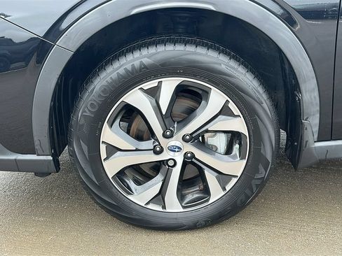 Used 2022 Subaru Outback Touring XT AWD/4WD image 7