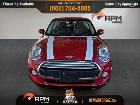Used 2014 MINI Cooper 2-Door Hardtop image 2