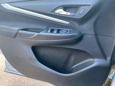 Used 2023 Chevrolet Bolt EUV LT w/ Driver Confidence Package FWD image 22