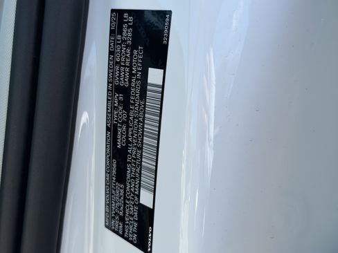 New 2026 Volvo XC90 B5 Ultra image 35