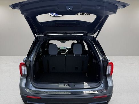 New 2026 Ford Explorer ST-Line AWD/4WD image 7