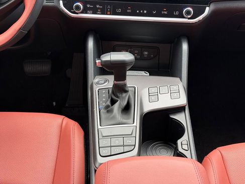 New 2026 Kia Sportage SX FWD image 17