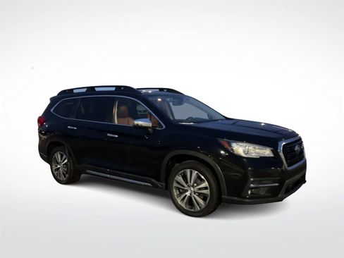 Used 2019 Subaru Ascent Touring image 2