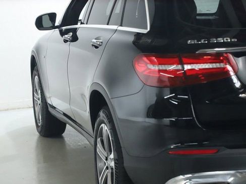 Used 2019 Mercedes-Benz GLC 350e 4MATIC image 44