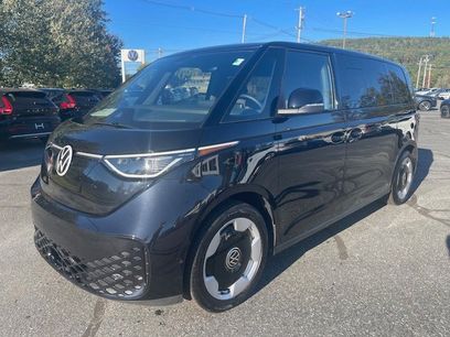 New 2025 Volkswagen ID. Buzz Pro S