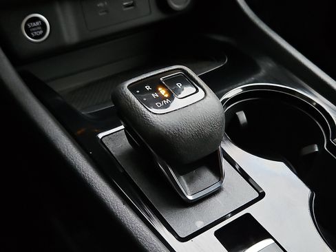 Certified 2023 Nissan Rogue SV w/ SV Premium Package image 13