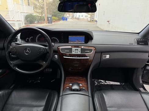 Used 2011 Mercedes-Benz CL 63 AMG image 29