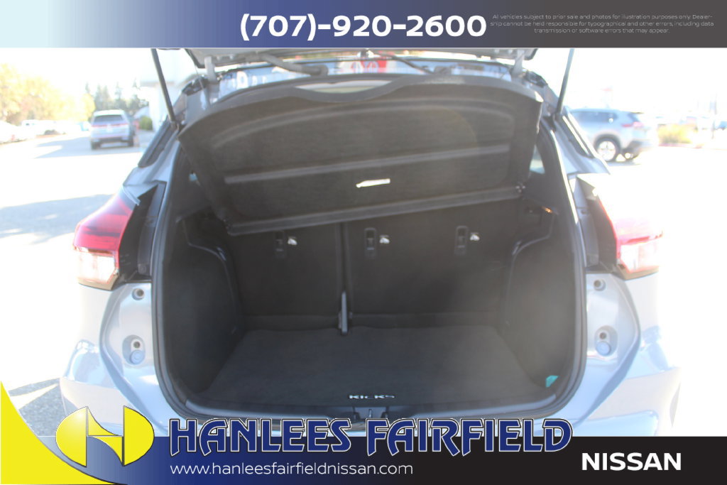 Used 2024 Nissan Kicks SR w/ SR Premium Package FWD image 10