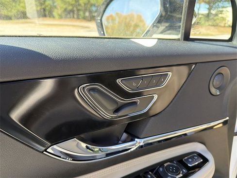 New 2026 Lincoln Corsair Reserve image 12