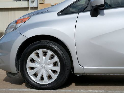 Used 2015 Nissan Versa Note SV FWD image 23