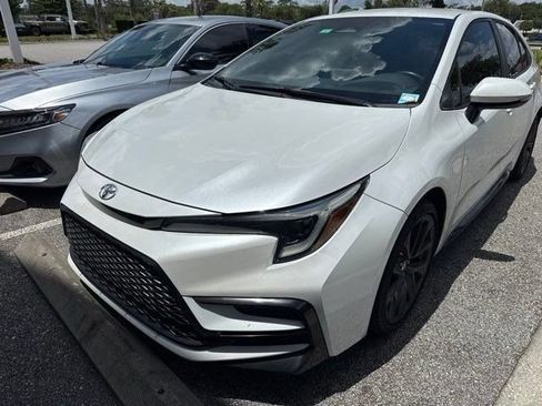 Used 2023 Toyota Corolla SE FWD image 1