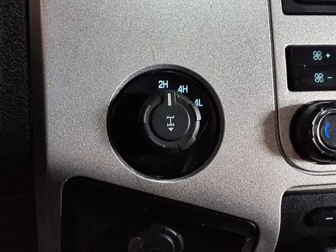 Used 2012 Ford F350 Lariat w/ Lariat Interior Pkg AWD/4WD image 22