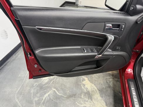 Used 2012 Lincoln MKZ AWD image 10
