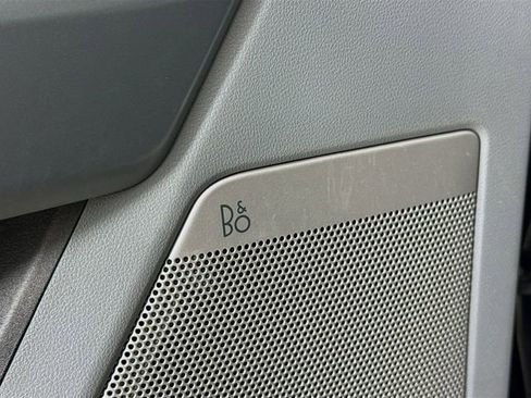 Certified 2022 Ford F150 XLT w/ Equipment Group 302A High image 19