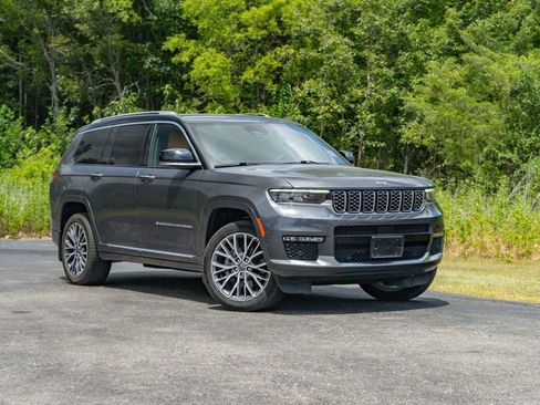 Used 2022 Jeep Grand Cherokee L Summit AWD/4WD image 2