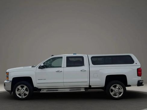 Used 2016 Chevrolet Silverado 2500 LTZ w/ Duramax Plus Package AWD/4WD image 4
