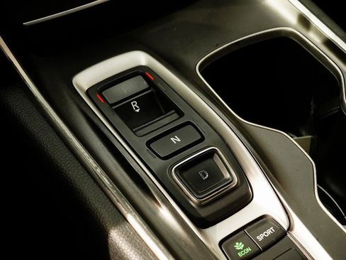 Used 2018 Honda Accord Hybrid image 16