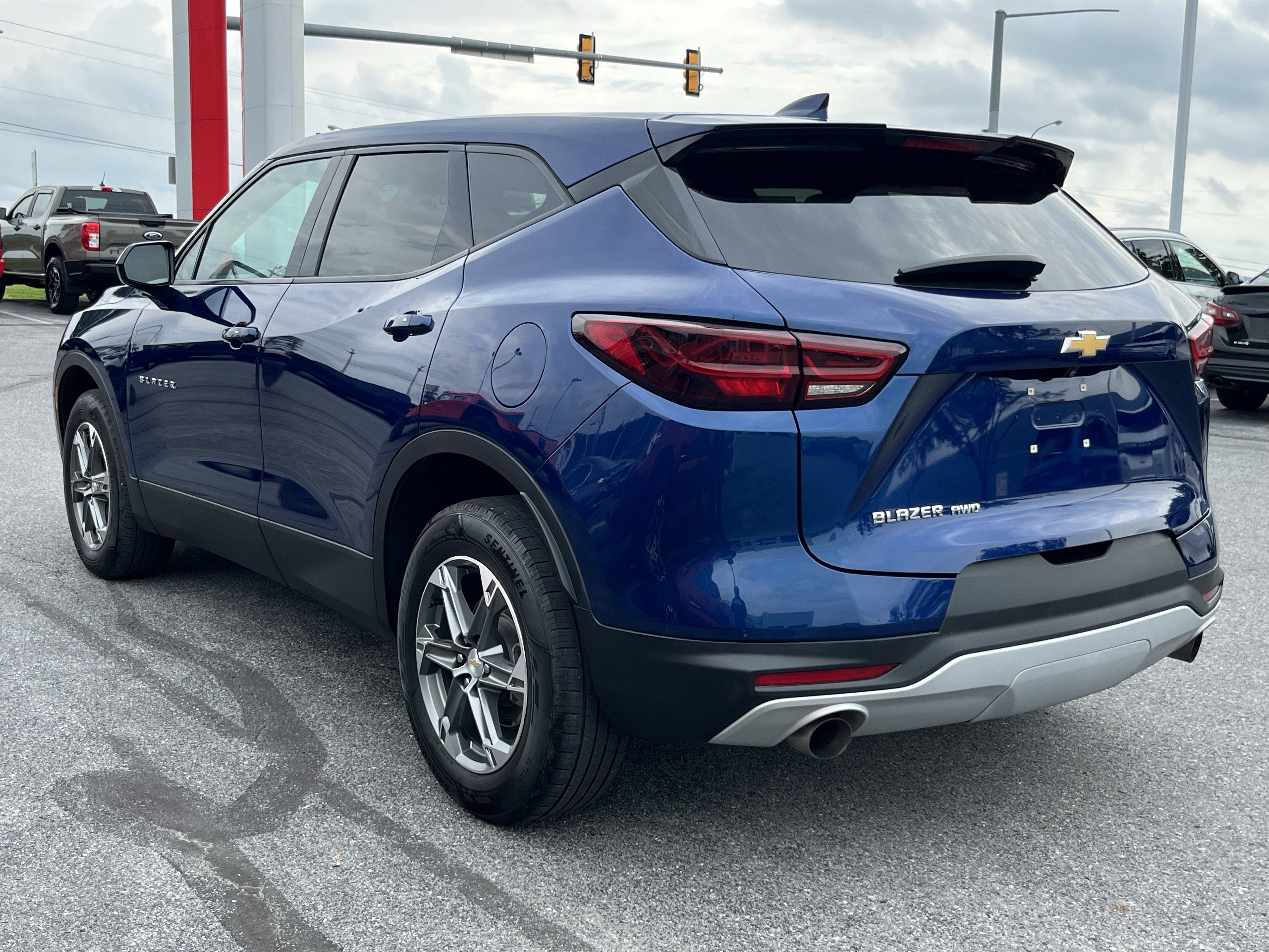 Used 2023 Chevrolet Blazer LT AWD/4WD image 8