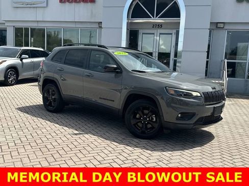 Used 2023 Jeep Cherokee Altitude Lux w/ Lux Elite Package AWD/4WD image 2