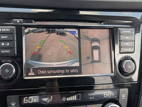 Used 2019 Nissan Rogue SV w/ Sun & Sound Touring Package AWD/4WD image 20