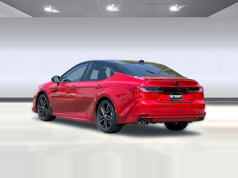 Used 2025 Toyota Camry XSE w/ Premium Plus Package FWD image 3