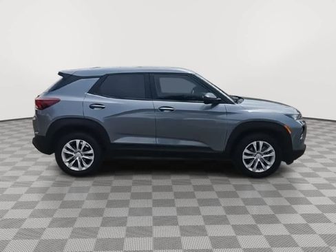 Used 2021 Chevrolet TrailBlazer LS FWD image 9