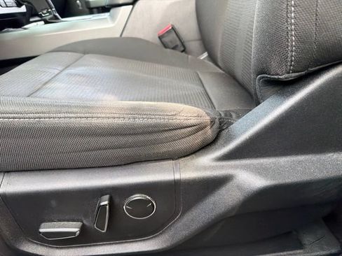 Used 2016 Ford F150 XLT w/ Equipment Group 302A Luxury AWD/4WD image 9