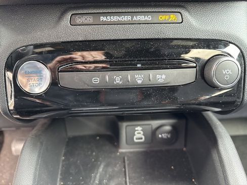 New 2025 Ford Escape ST-Line w/ Equipment Group 301A image 24