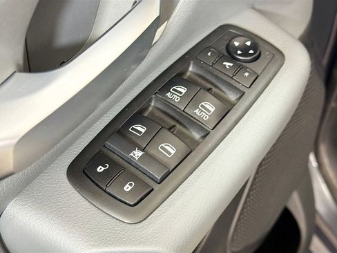 Used 2021 RAM 1500 Big Horn AWD/4WD image 19
