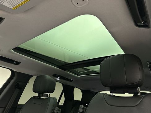 Used 2023 Land Rover Range Rover Sport SE image 14