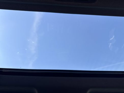 Used 2024 GMC Sierra 2500 AT4X image 28