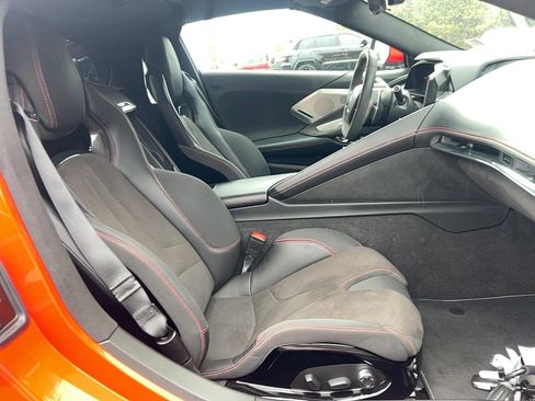 Used 2020 Chevrolet Corvette Stingray 3LT w/ 3LT Preferred Equipment Group image 27