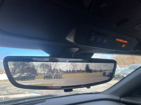 Used 2021 Chevrolet Camaro SS image 24