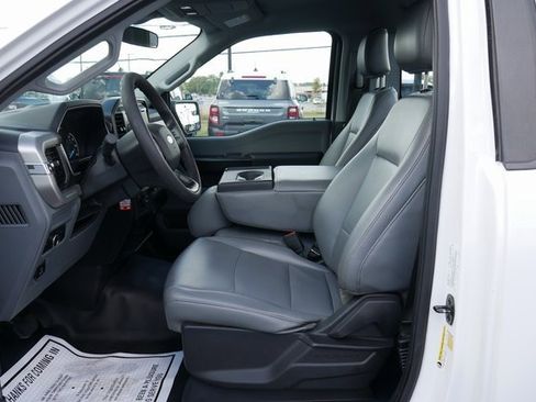 Used 2021 Ford F150 XL image 2