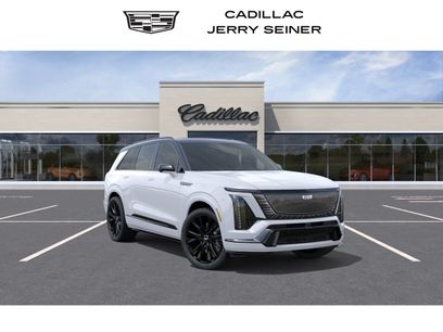 New 2027 Cadillac Vistiq Sport w/ LPO, Trailering Package