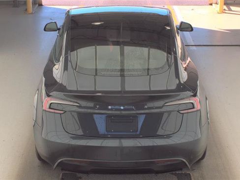 Used 2024 Tesla Model 3 Long Range RWD image 3